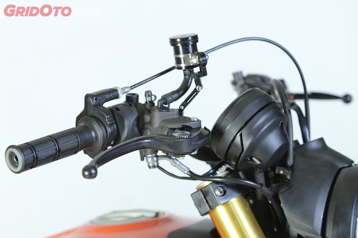  Scrambler Ducati 400 dibuat lebih nyaman