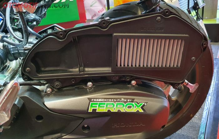 Filter udara Ferrox buat Honda Vario 160