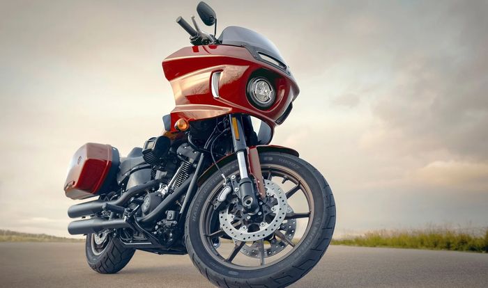 Harley-Davidson Low Rider ST