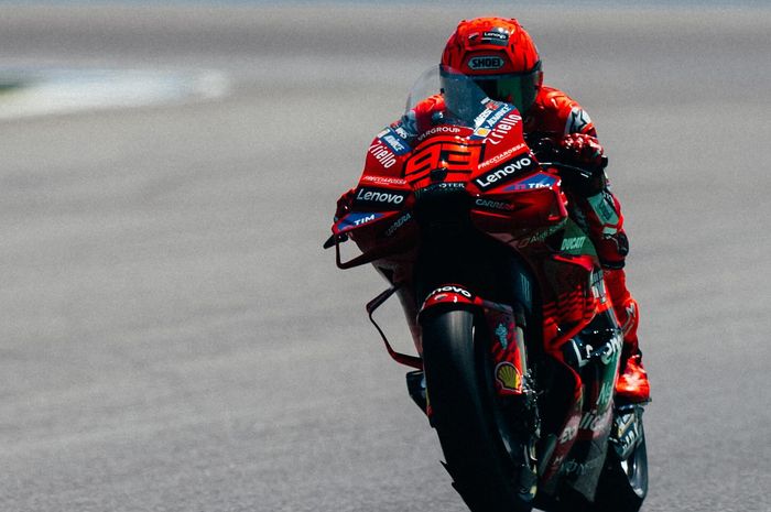 Marc Marquez menguasai FP1 MotoGP Thailand 2025