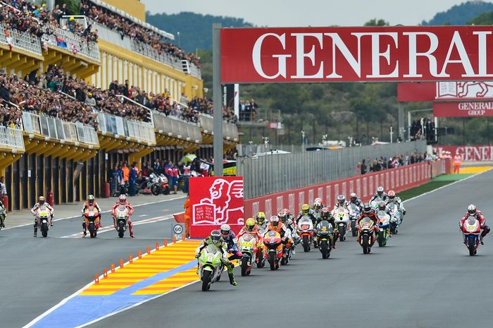 Start MotoGP Valencia 2012