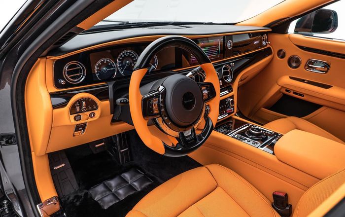 Modifikasi Rolls-Royce Ghost terbaru hasil garapan Mansory, Jerman