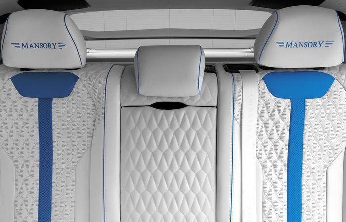 Tampilan kabin dual-tone modifikasi Lamborghini Urus besutan Mansory