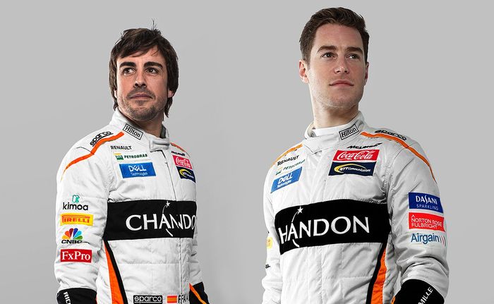 Logo Coca-Cola juga terpampang di pakaian balap pembalap McLaren, Fernando Alonso dan Stoffel Vandoorne untuk GP F1 Amerika