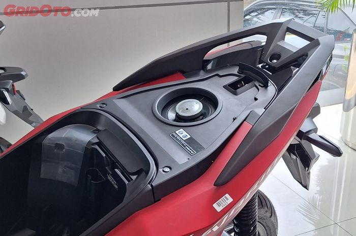 Tangki bensin motor 