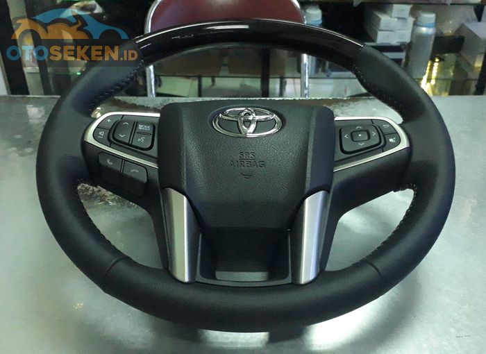 Setir Toyota Innova Reborn sudah bisa upgrade cruise control