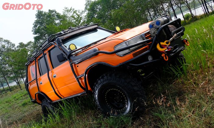 Toyota Land Cruiser Seri 80