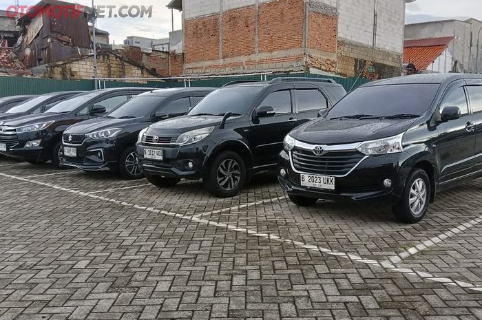 Ilustrasi : Mobil bekas 7 penumpang buat mudik