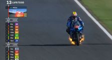 Ini Penyebab Motor Pembalap Tim Suzuki Ecstar, Takuya Tsuda Terbakar di MotoGP Jepang 2022