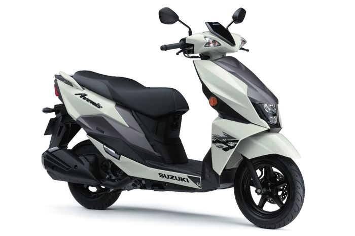 Suzuki Avenis 125 memiliki desain sporty namun Compact 