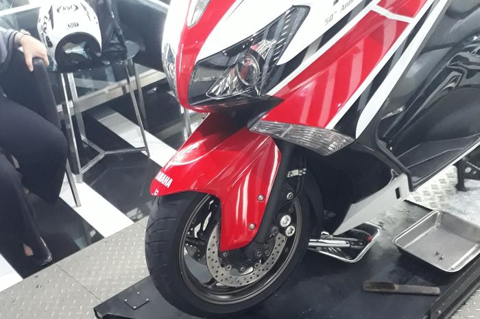 Kampas Rem 'Moge' Yamaha TMAX, Ga masalah buat yang berkantong tebal