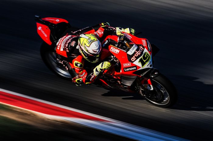Alvaro Bautista akan segera melakukan tes motor MotoGP Ducati Desmosedici GP