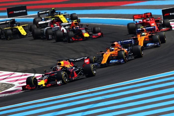 Balap F1 Prancis 2019 di sirkuit Paul Ricrad yang memiliki ciri khas garis-garis di bagian luar lintasan