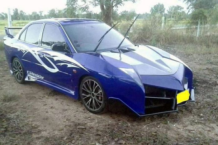 Mitsubishi Lancer berwajah Lamborghini Veneno