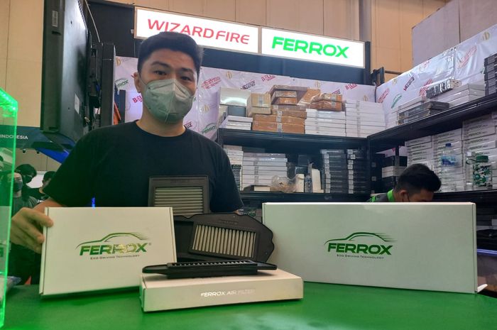 Ferrox bawa filter udara motor dan mobil baru di GIIAS 2022