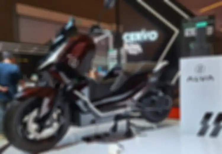 Cuma di IIMS 2024, Beli Motor Listrik Alva Cervo Gratis Charging Dock