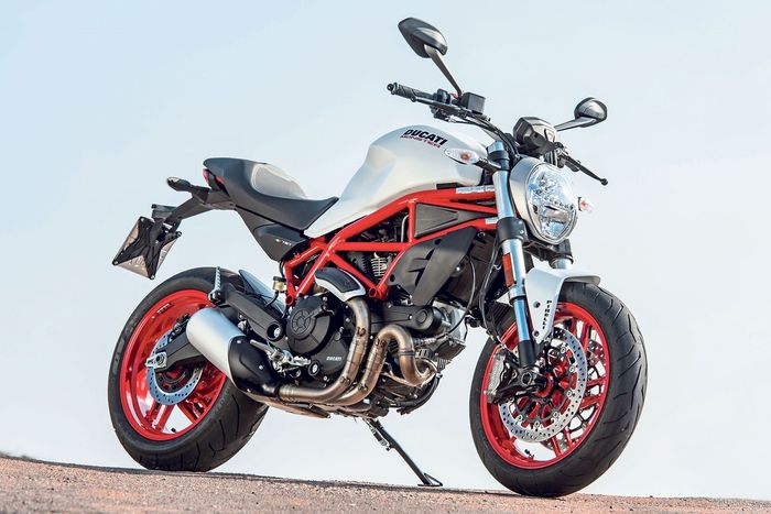Ilustrasi Ducati Monster 