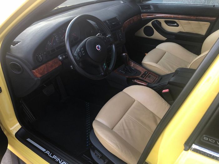 Interior BMW 5-Series Alpina B10