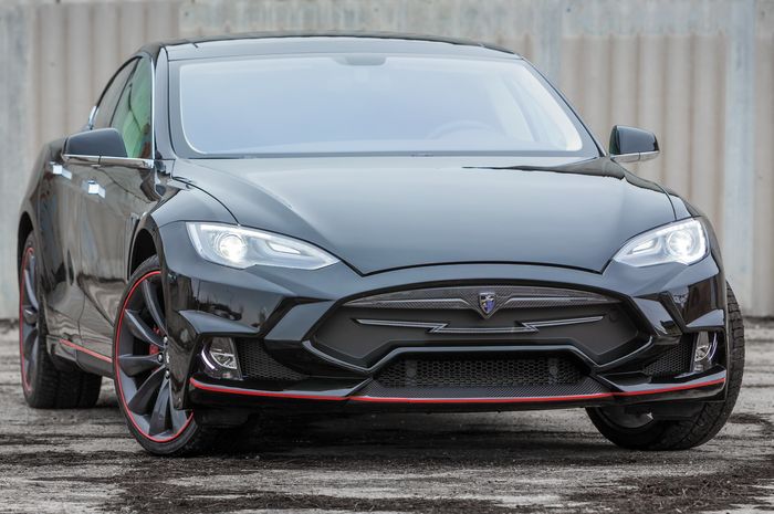 Modifikasi Tesla Model S garapan Larte Design
