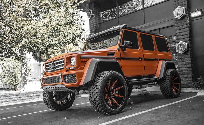 Mercedes-Benz G550 4&times;4 milik Kylie Jenner