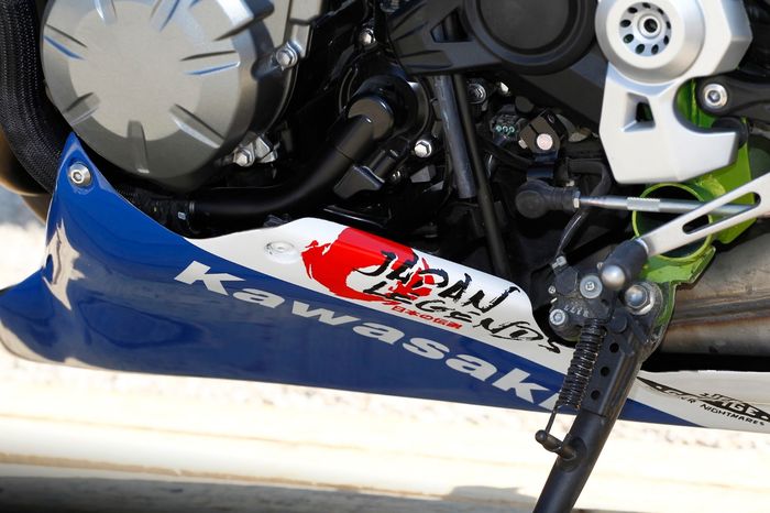 Bodi kit ini garapan Japan Legends dan Ufo Garage