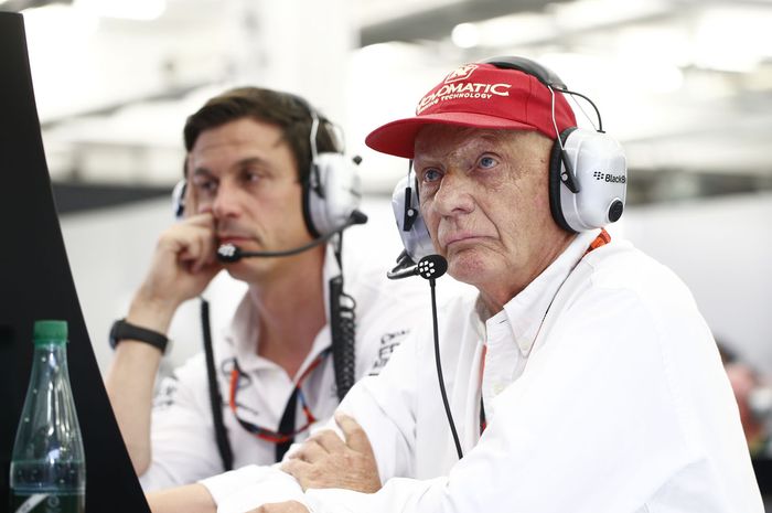 Niki Lauda menghabiskan waktu terakhirnya di balap bersama tim Mercedes