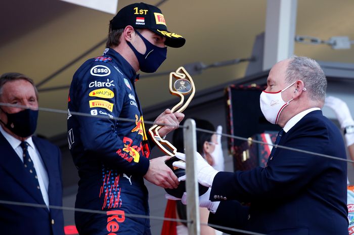 Max Verstappen pertama kali naik podium dan menang di F1 Monako