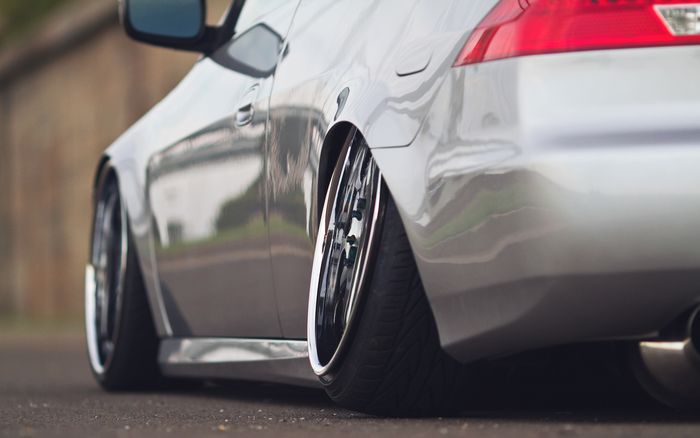 Tampilan camber negatif  Honda Accord Coupe VIP Style 