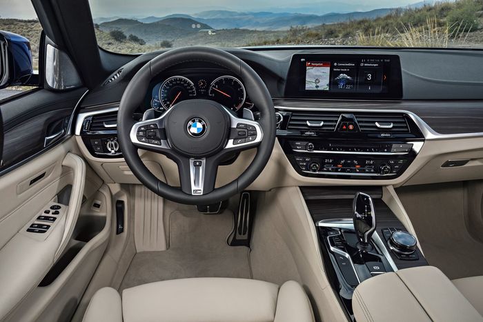 Interior BMW 5 Series Touring 