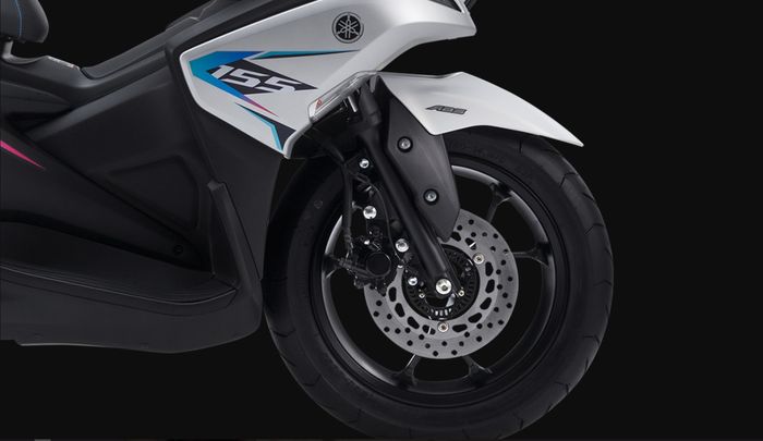 Yamaha NVX 155 20th Anniversary Edition dilengkapi rem ABS