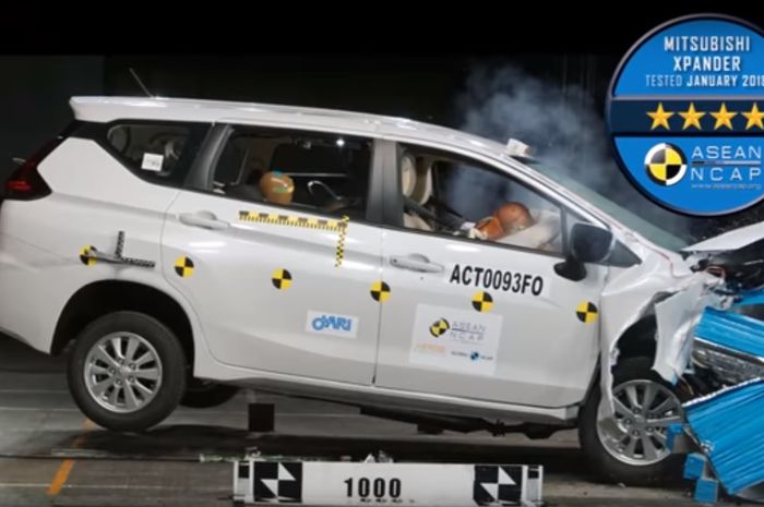 Mitsubishi Xpander saat diuji tabrak oleh NCAP