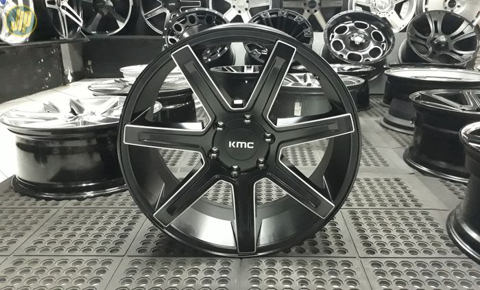 KMC KM700 Satin Black Milled ring 20 inci