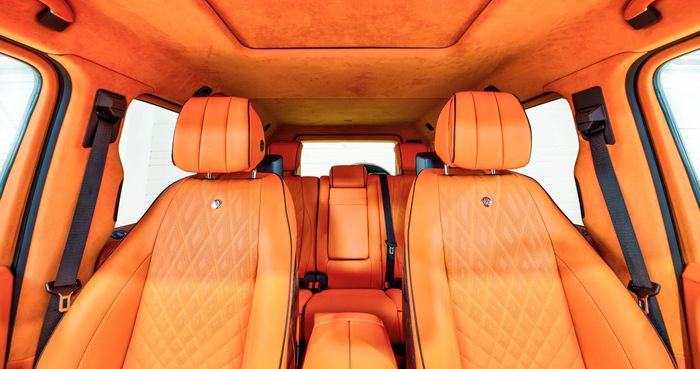 Kabin Mercedes-AMG G63 dilapis kulit Nappa warna Mandarin Orange 