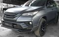 Toyota Fortuner Cat Abu-abu Doff Full Bod Kit, Tampang Sangar Bikinan Tithum