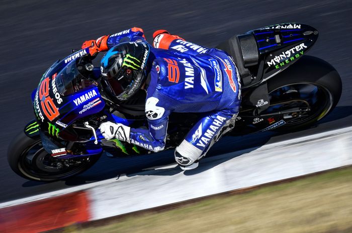 Secara teori, test rider Yamaha, Jorge Lorenzo bisa menggantikan Valentino Rossi di MotoGP Aragon 2020
