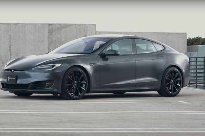 Tesla Model S garapan T-Sportline