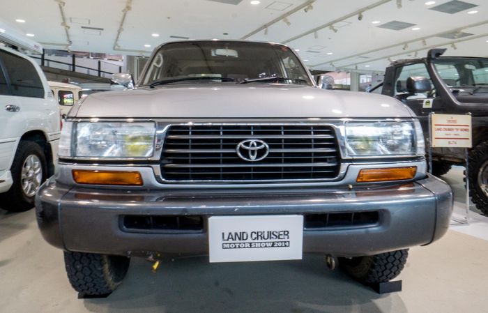 Toyota Land Cruiser J80