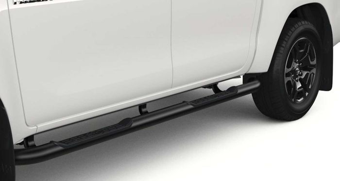 Toyota Hilux juga dibekali opsi pelek baru ukuran 17 dan 18 inci