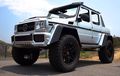 Video Mercedes-Benz G-Class Dipotong-potong Atapnya, Jadinya Malah Keren Nih!