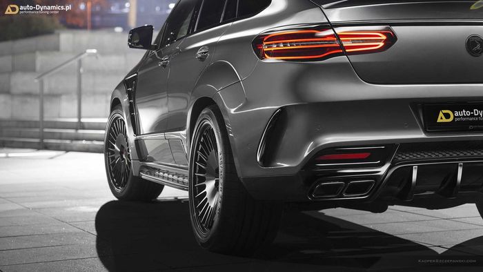 Tampilan buritan Mercedes-AMG GLE 63 S Coupe Project Inferno