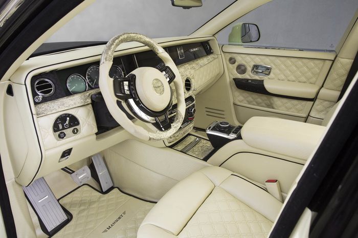 Kabin Rolls-Royce Phantom Bushukan 