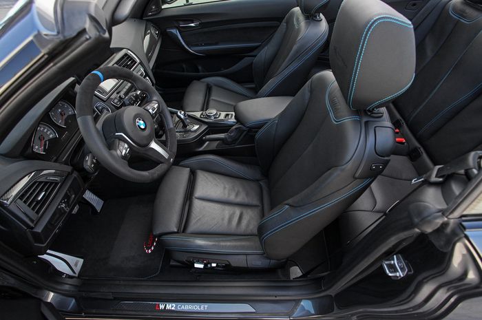 Interior LW M2 Convertible