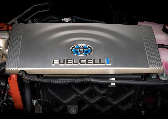 Tampilan mesin listrik Toyota Mirai