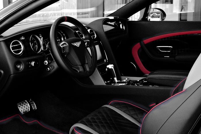 Kabin Bentley Continental 24 garapan Wheelsandmore
