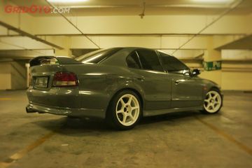 mitsubishi galant tampil sporty baju