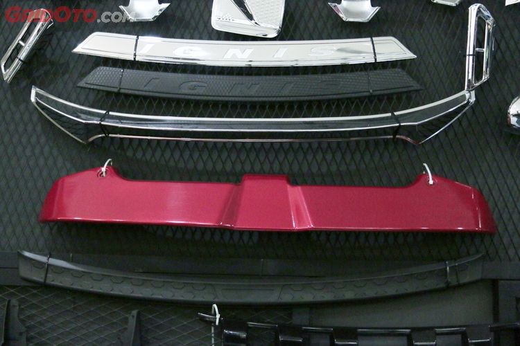 Bikin Keren Tampang Belakang Ignis Tinggal Pasang 2 Item Ini Cuma Rp 600 Ribuan Gridoto Com