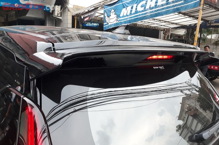 Spoiler untuk Mitsubishi Xpander