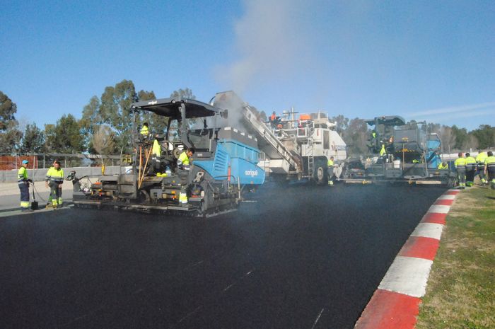 Pengaspalan ulang di sirkuit Barcelona-Catalunya