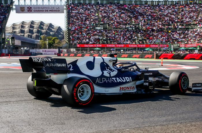 Pembalap tim AlphaTauri, Yuki Tsunoda di sesi kualifikasi F1 Meksiko 2021