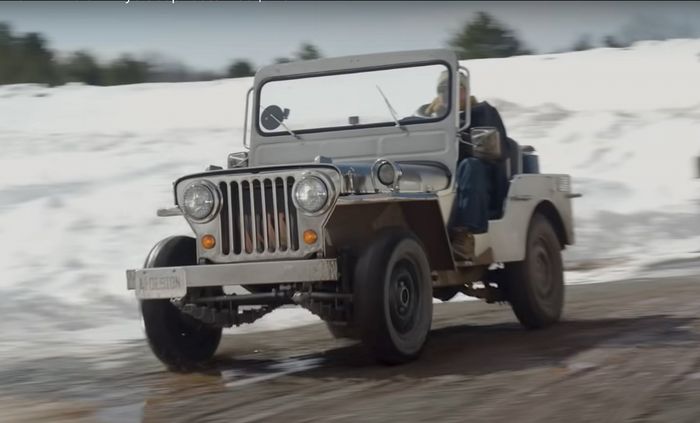 Restomod Jeep Willys cangkok motor listrik buatan Tesla